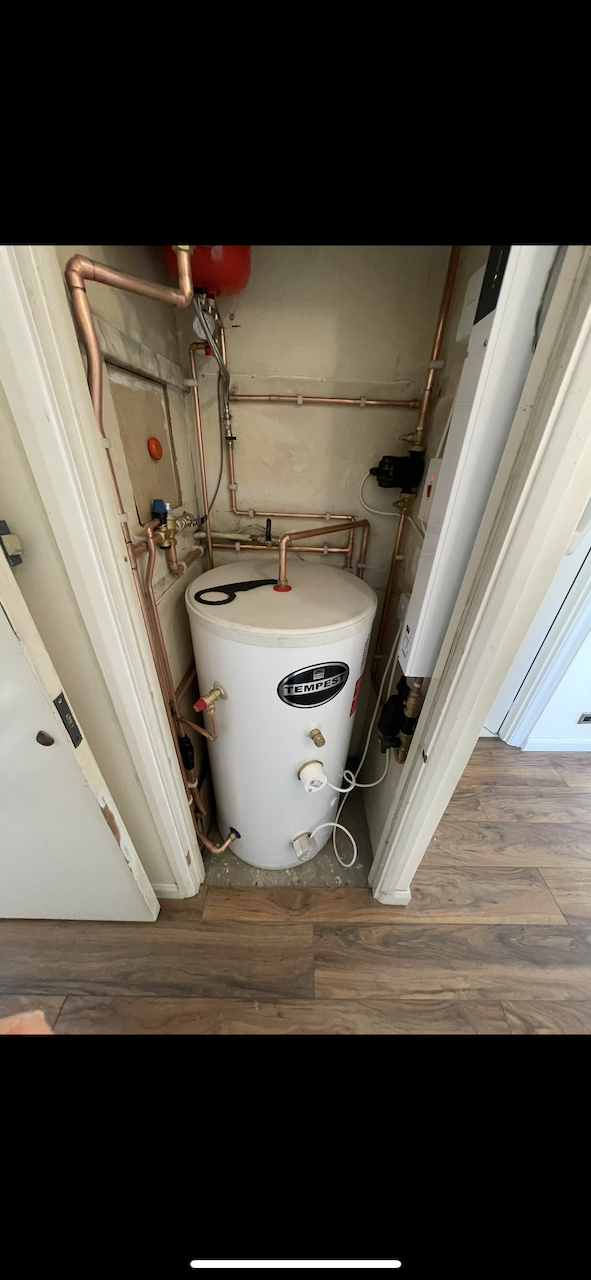 New Tempest unvented cylinder installed with copper pipework